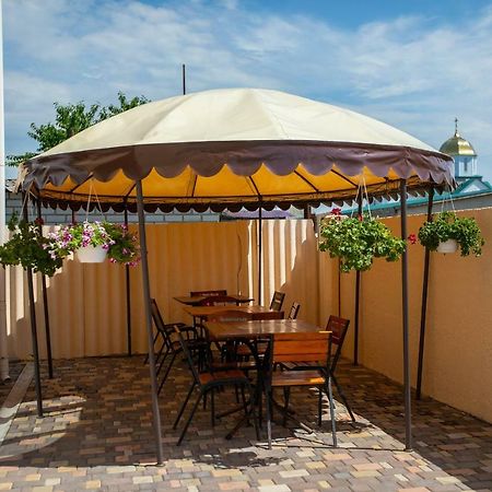 Amalia Hotel Zaliznyy Port Εξωτερικό φωτογραφία